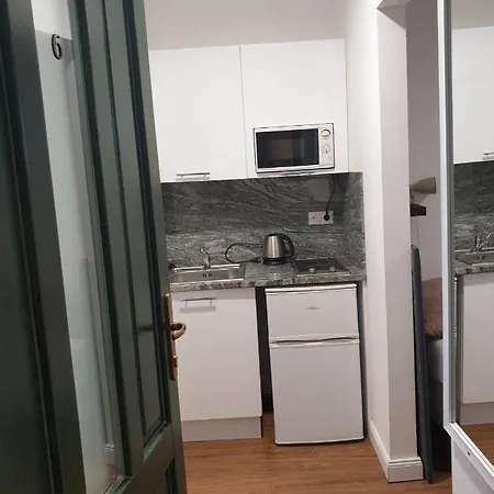 Ejjeli Bagoly Etterem Es Panzio Bed & Breakfast Budapešť