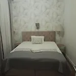 Ejjeli Bagoly Etterem Es Panzio