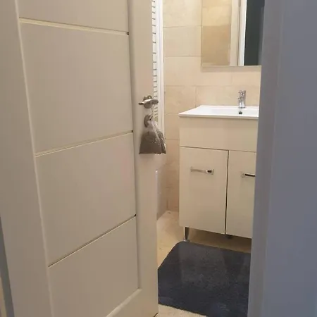 Ejjeli Bagoly Etterem Es Panzio Bed & Breakfast