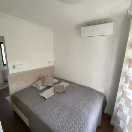 Bed & Breakfast Ejjeli Bagoly Etterem Es Panzio