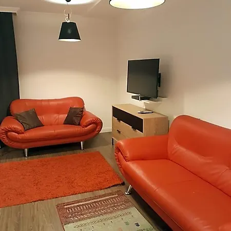 Ejjeli Bagoly Etterem Es Panzio 3*