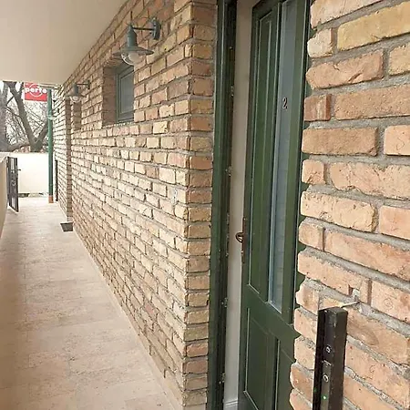 Ejjeli Bagoly Etterem Es Panzio