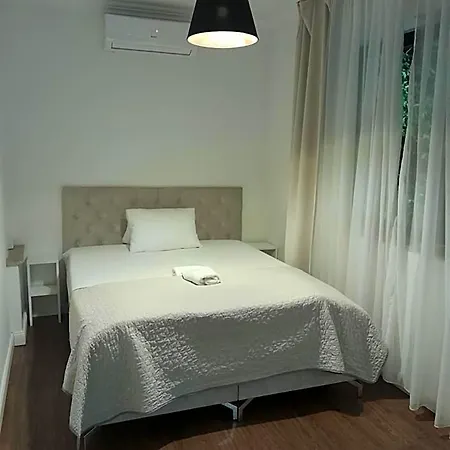 Ejjeli Bagoly Etterem Es Panzio Nocleg ze śniadaniem 3*