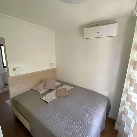 Ejjeli Bagoly Etterem Es Panzio 住宿加早餐酒店 3*
