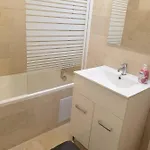 B&B Ejjeli Bagoly Etterem Es Panzio
